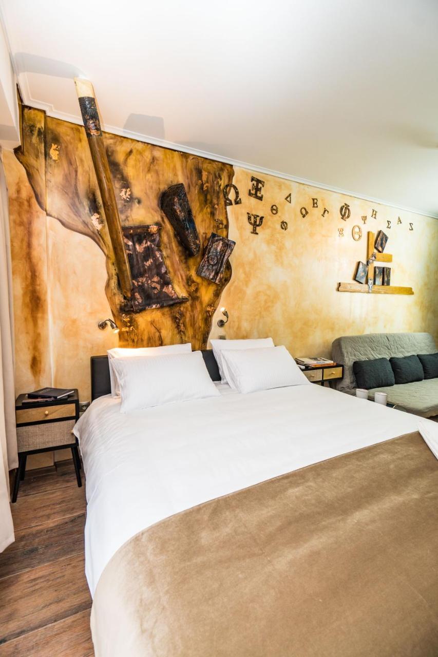 Graffitisuites#Bronze Thessaloníki Exteriör bild